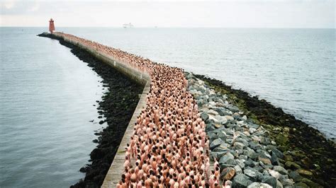 family nude portraits|Spencer Tunick